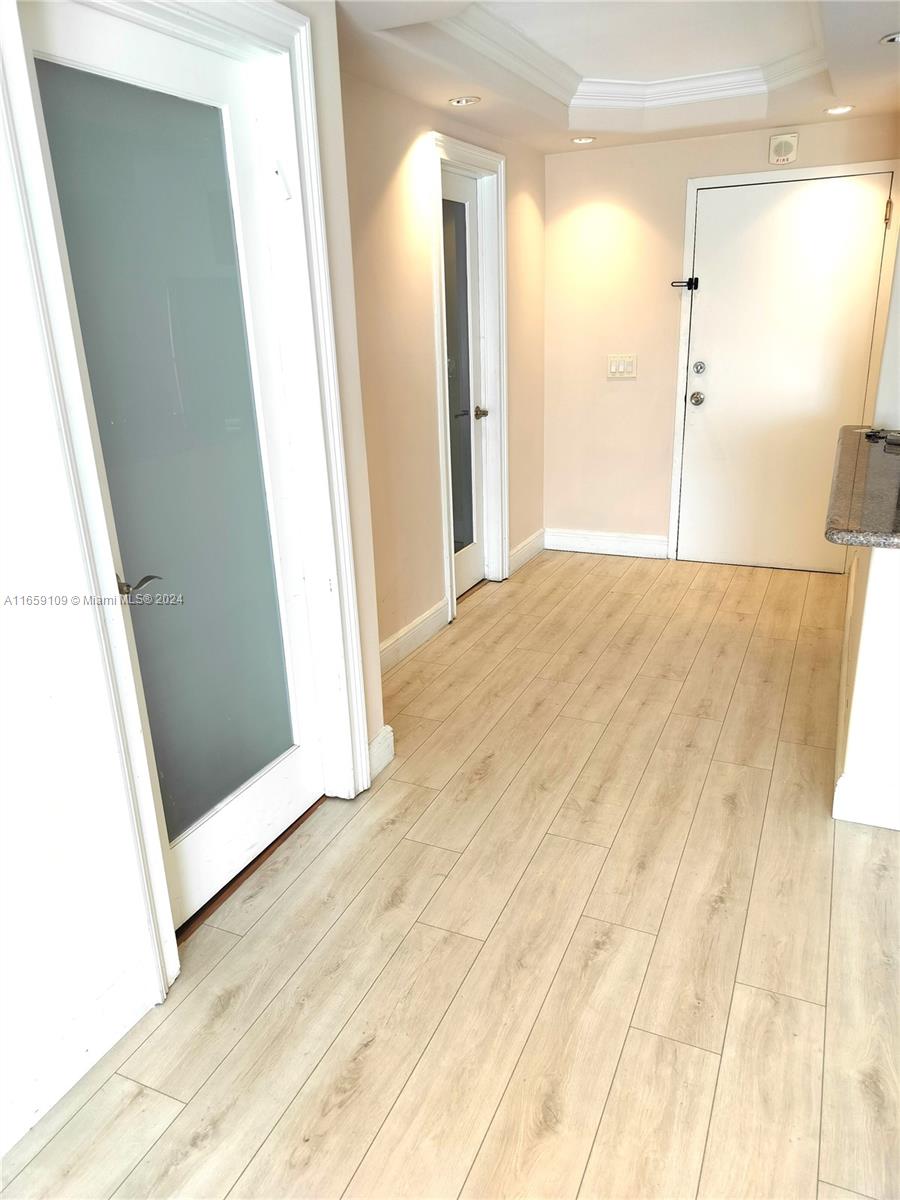 Attractive Condo